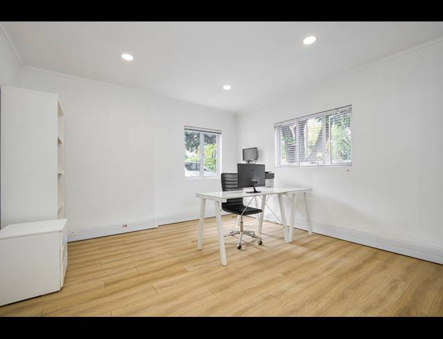 612M² OFFICE FOR SALE IN HIGHLANDS NORTH